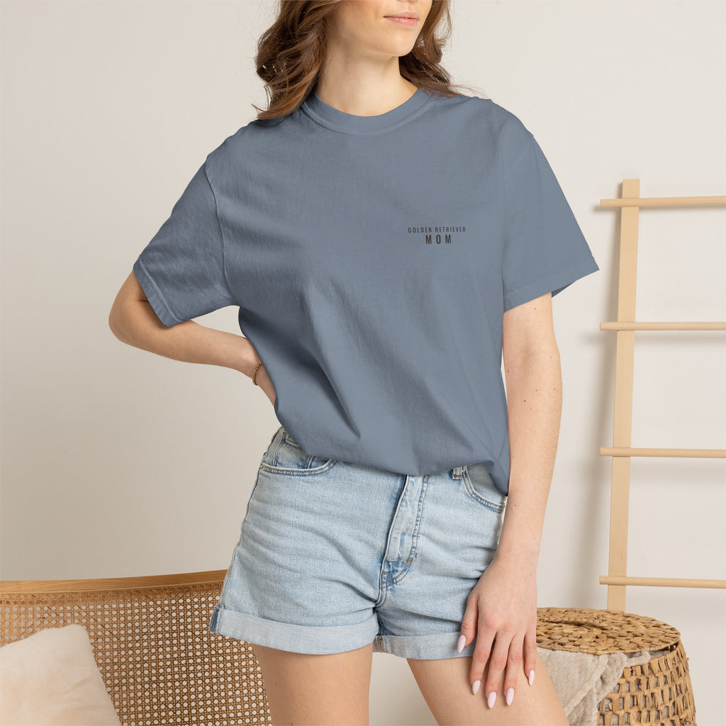 Golden Retriever Mom Tee — Left Chest