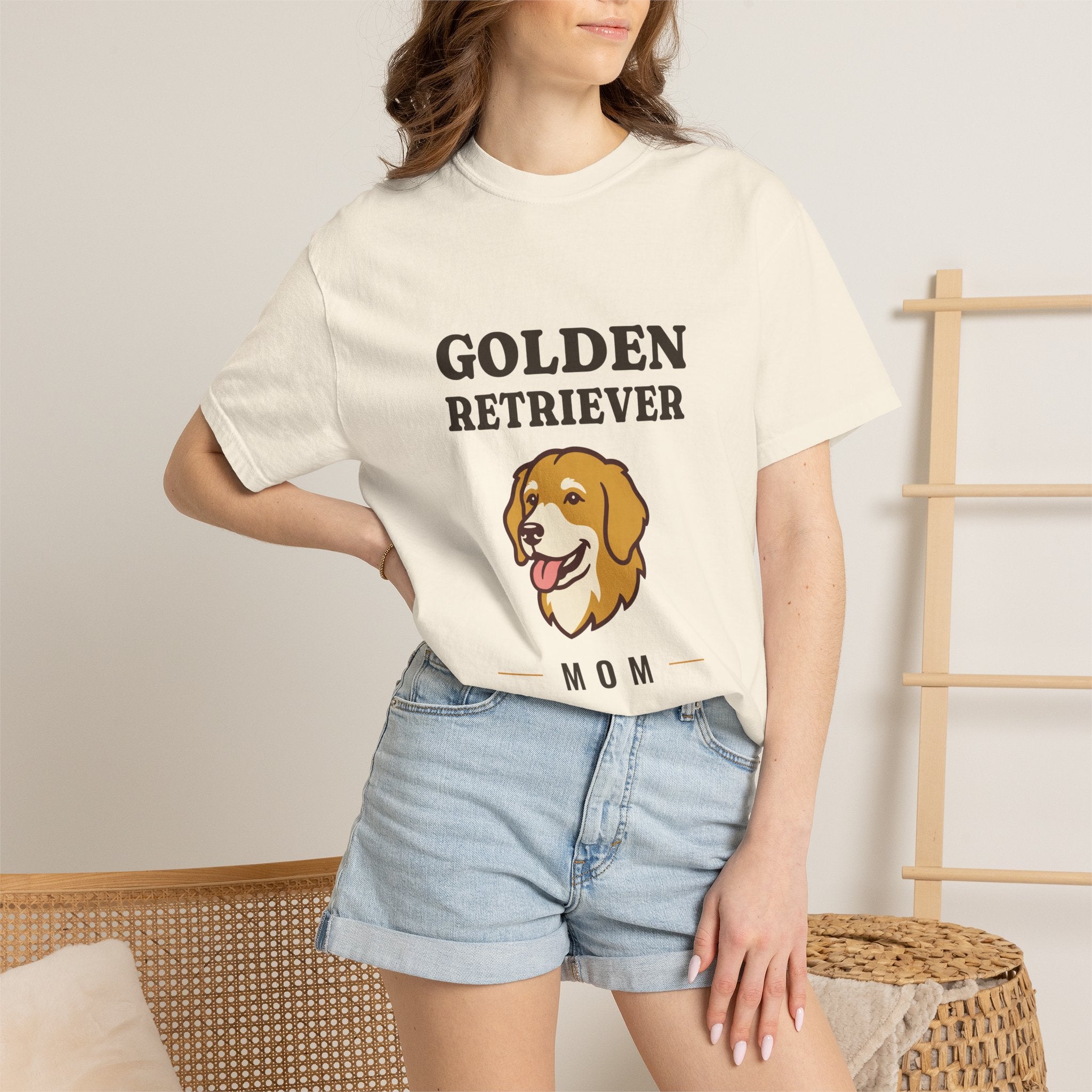 Golden Retriever Mom Tee