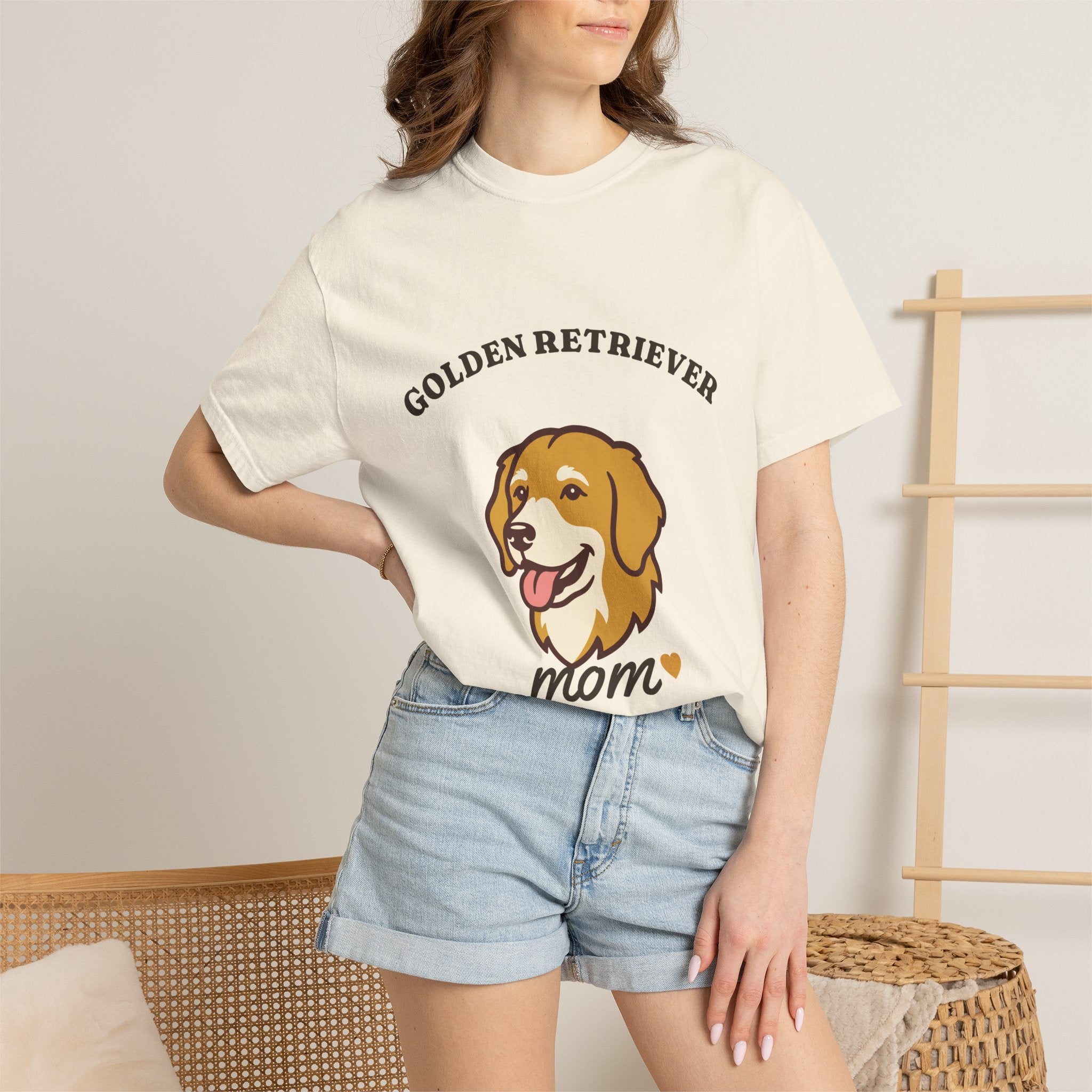 Golden Retriever Mom Tee